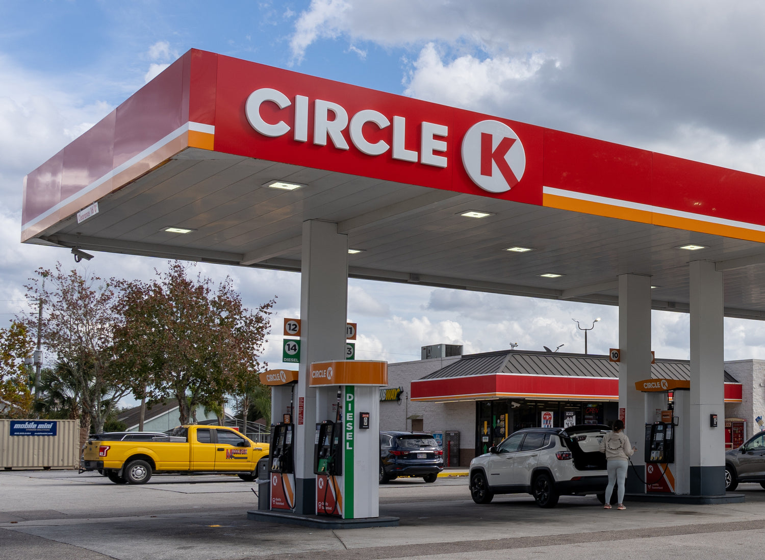 Weed Is Coming to Circle K Gas Stations in The US Next Year - Marijuana Packaging