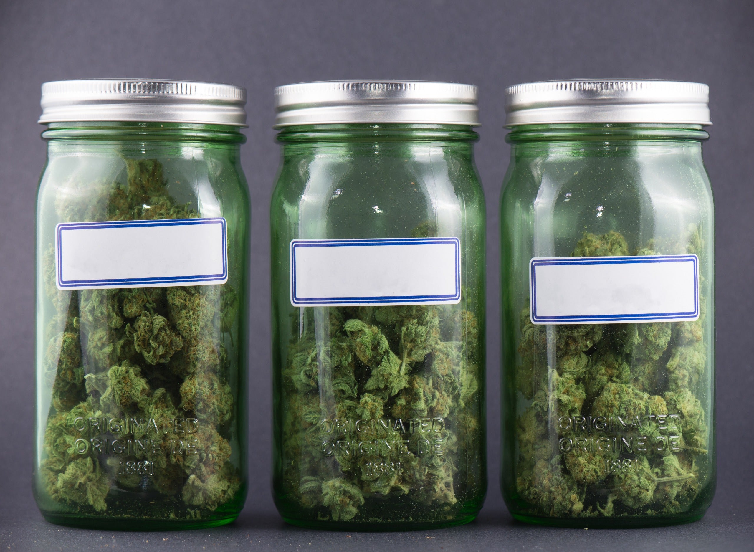Best Practices for Labeling Cannabis Jars