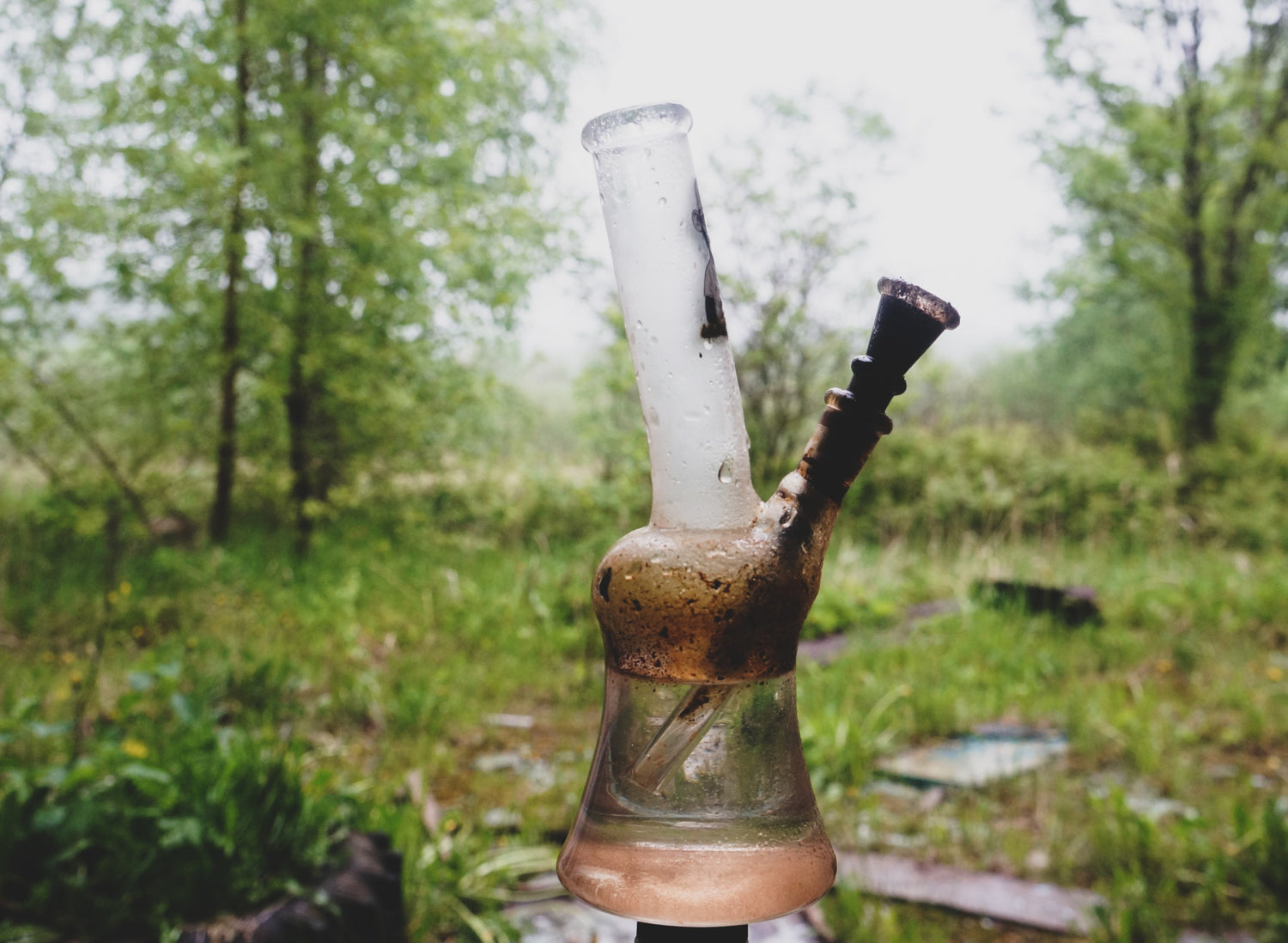 Why Your Bong Smells Bad &amp; How to Fix It
