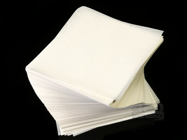 Bleached White 3x3 Inch Pre-Cut Parchment Paper 1000/Box - 4